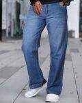 Men Baggy Fit Jeans with 5-Pocket Styling