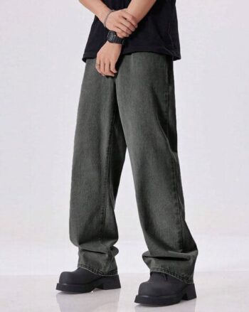 Men Baggy Jeans with 5-Pocket Styling